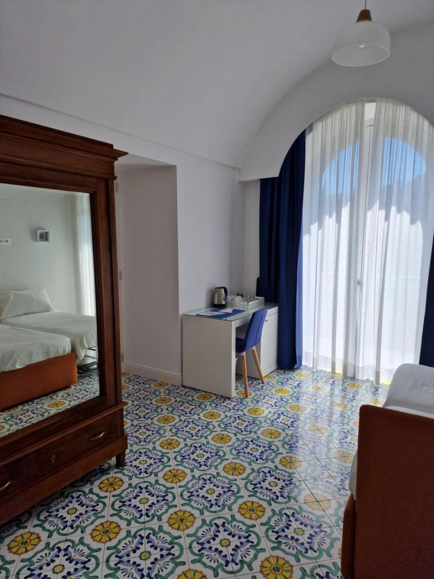 Il Moro Di Positano Hotel Luaran gambar